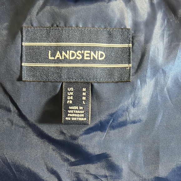 Land’s End Vest - Picture 7 of 9